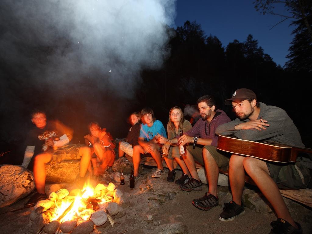 Гостьовий будинок Rafting Camp Пальфау Екстер'єр фото